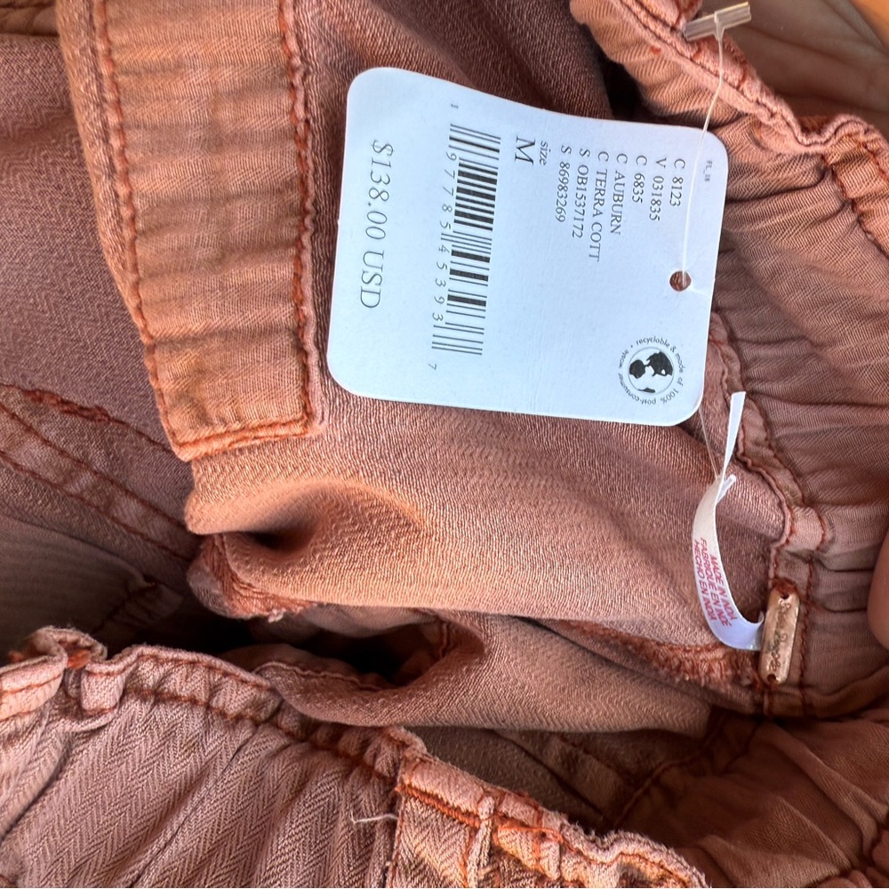NWT Free People Cargo Pants with Pockets - Picture 3 of 3